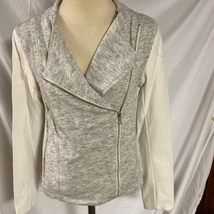 Vince  Camuto white coat